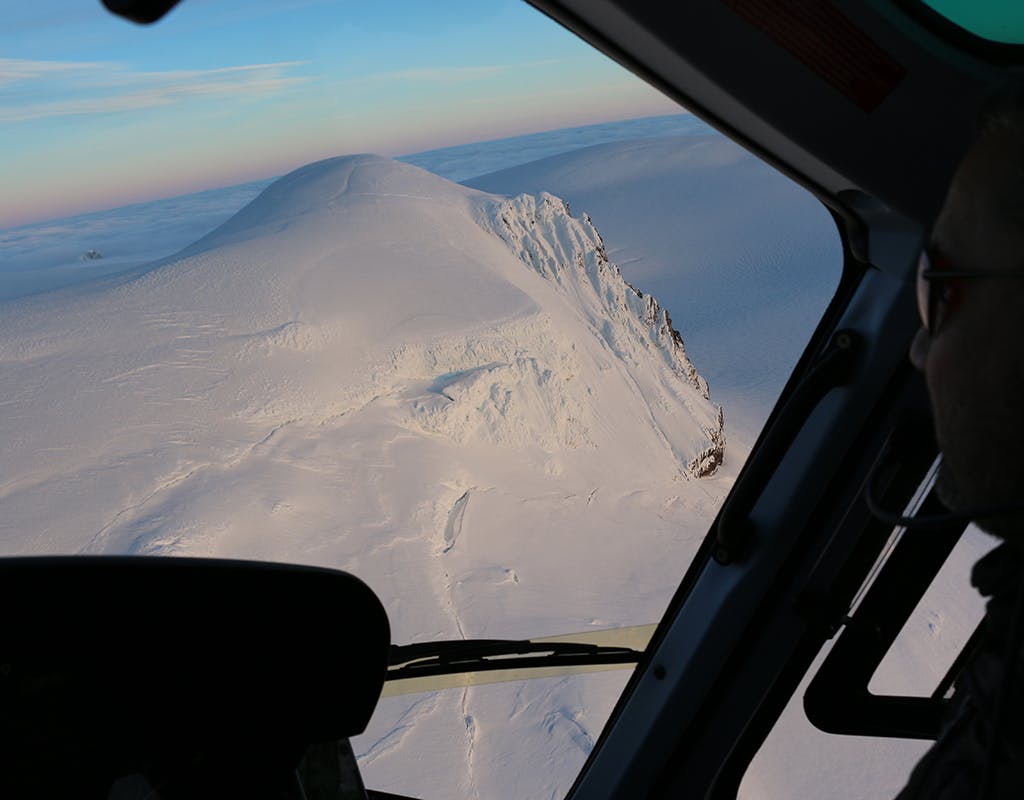The Lagoon and Highest Summit Helicopter Tour from Skaftafell